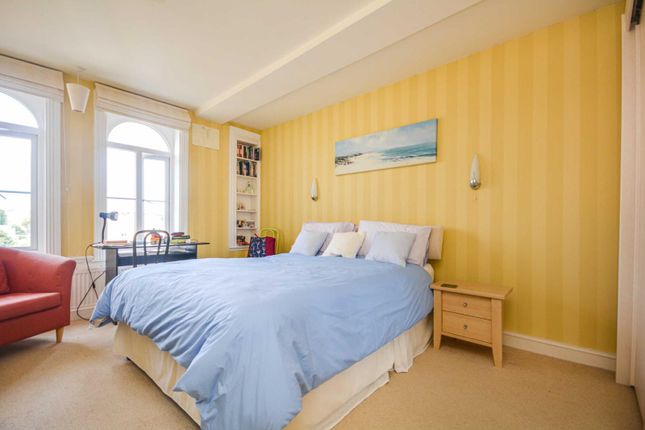 Flat for sale in Grand Mansions, Broadstairs, Kent