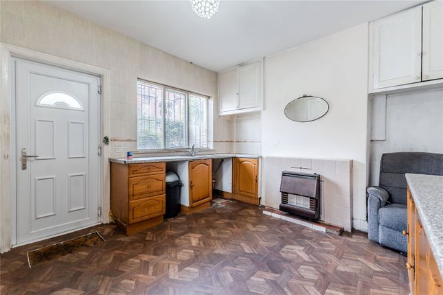 21, Roundhay Avenue, Leeds photo 3