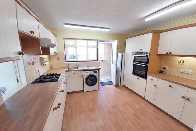 Ferncroft, Burndell Road, Yapton photo 3