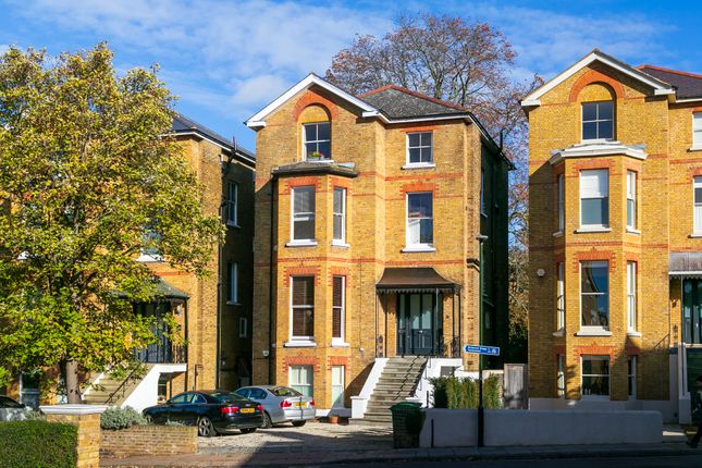 Thumbnail Flat for sale in Onslow Road, Richmond