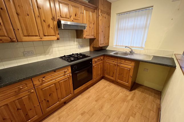 235, Chesterfield photo 5