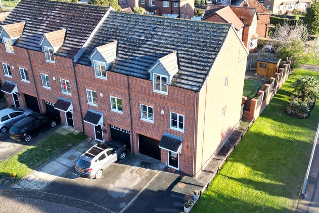 Town house for sale in Clifford Way, Kippax, Leeds