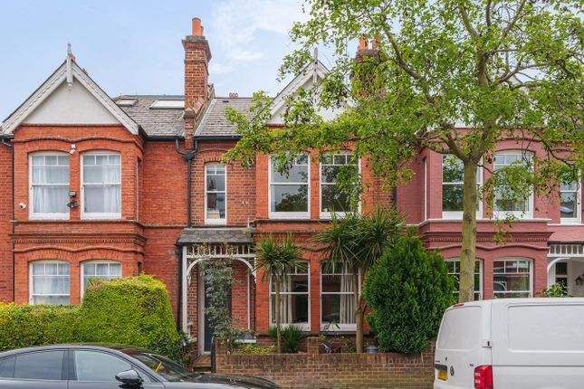 Flat for sale in Compton Crescent, London