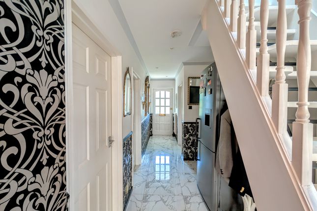 5, Tamar Avenue, Worthing photo 2