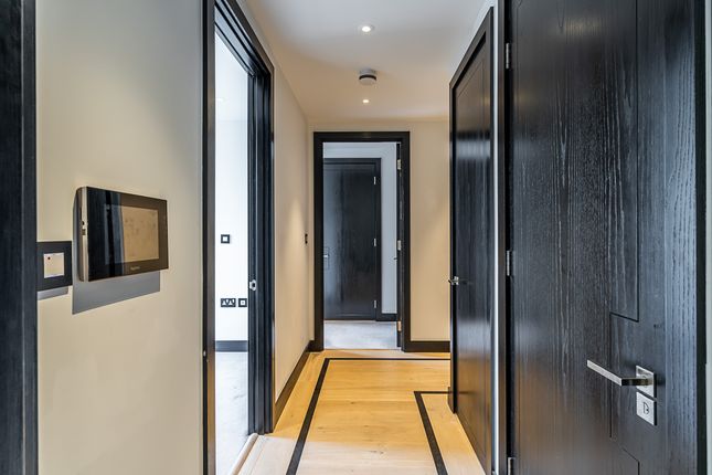Flat 24, 26, Chapter Street, London photo 2