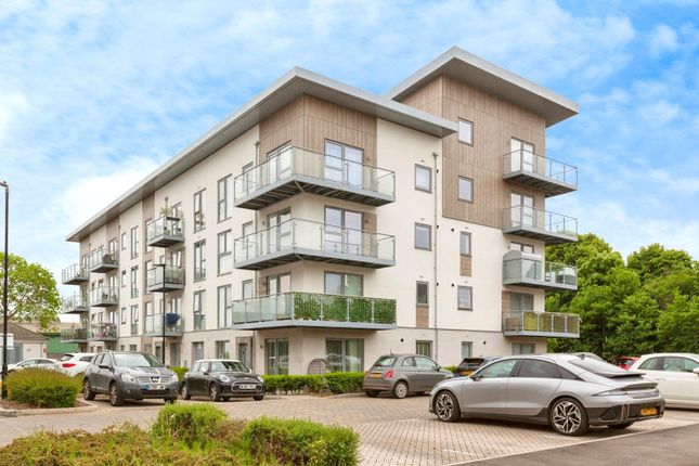 2-bed flat on Apartment 10, Orchid House,, Vicus Way, Berkshire, £340,000