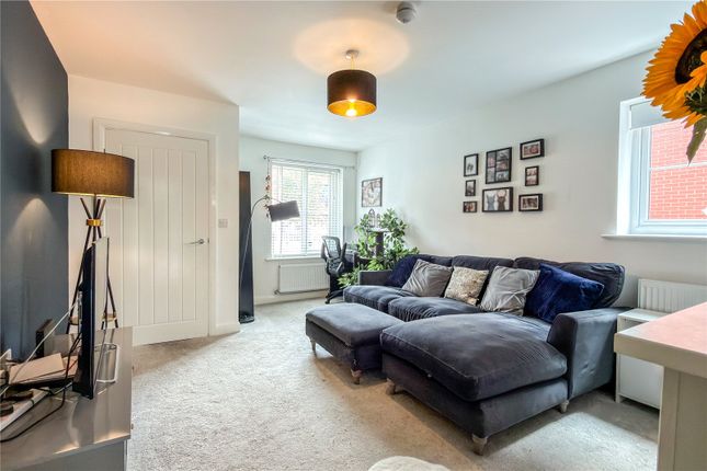 11, Whitekirk Drive, Manchester photo 4