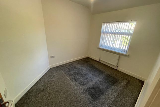 1st Floor Flat, 298, Brookvale Road, Birmingham photo 5