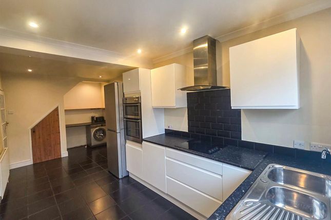 45, Westfields Road, Corby photo 4