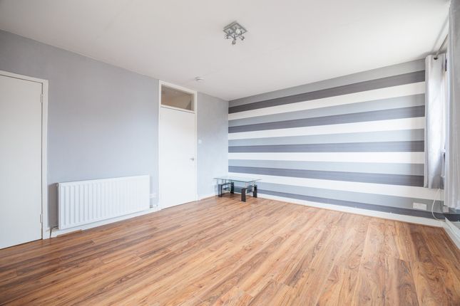 7, Lossie Place, Dundee photo 4
