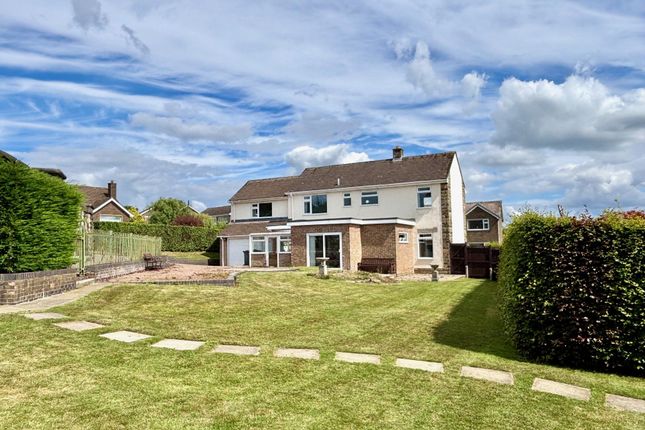 1, Highfield Drive, Matlock photo 2