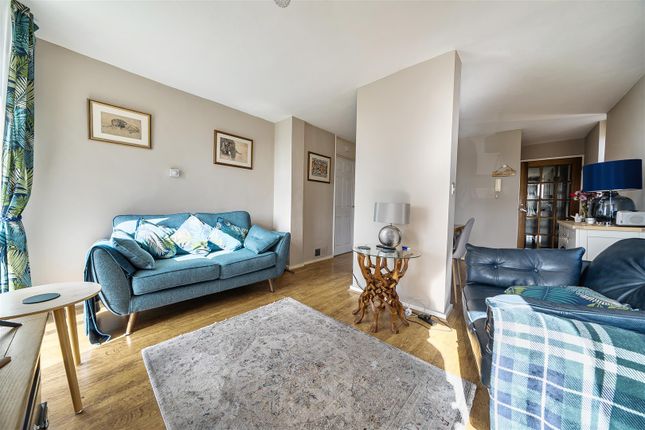 25, Old Vicarage Green, Bristol photo 3