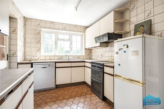 2, Sandbrook Close, Mill Hill photo 4