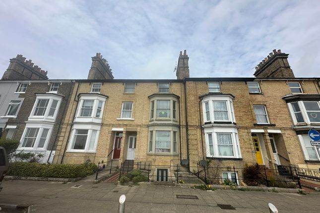 Flat 3, 12, Marine Parade, Lowestoft photo 2