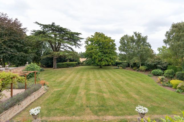 The Old Rectory, Church Road, Colmworth, Bedfordshire photo 3