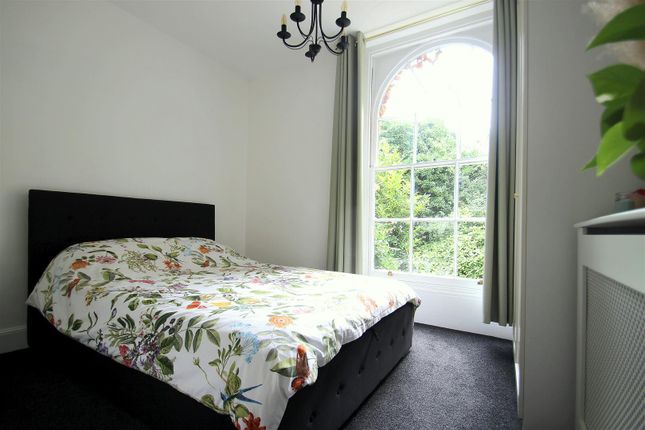 Flat to rent in Bedford Place, Maidstone