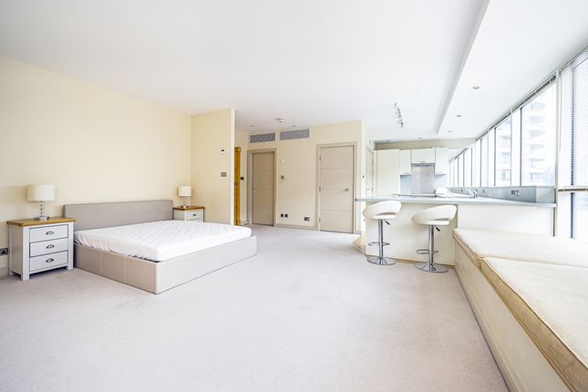 Studio flat on Apartment 34, The Panoramic, 152, Grosvenor Road, Pimlico, £2,700/mo