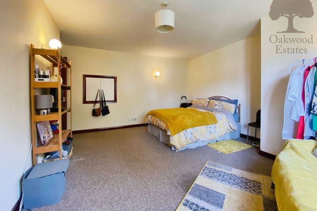 2 The Coach House, Castle Hill, Maidenhead photo 5