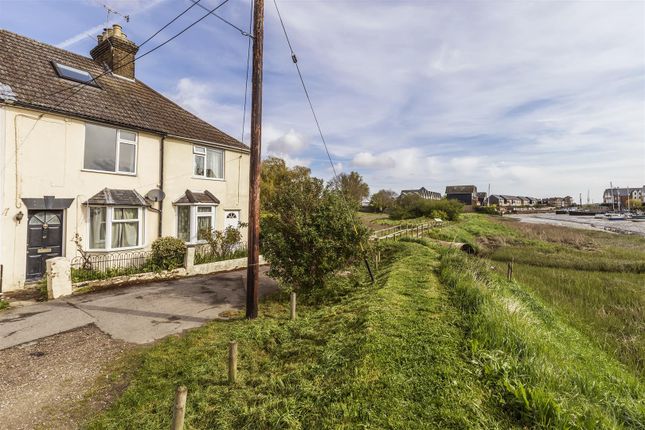 Thumbnail Property for sale in Front Brents, Faversham