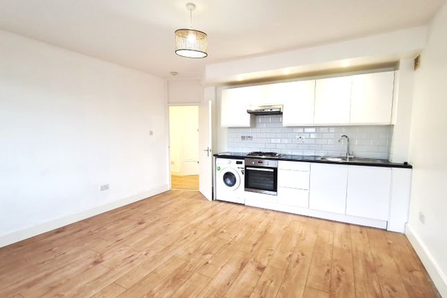 Thumbnail Flat to rent in Beaumont Court, Upper Clapton Road, London