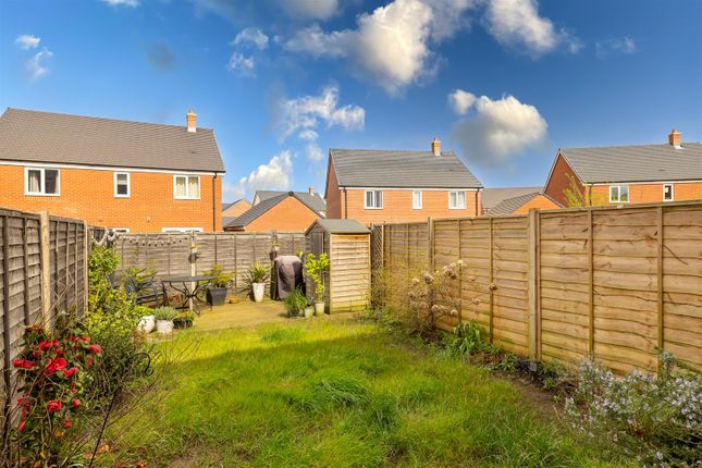 End terrace house for sale in Elm Place, Meon Vale, Stratford-Upon-Avon