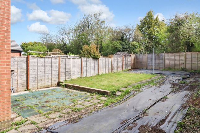 End terrace house for sale in Barkus Close, Southam, Warwickshire
