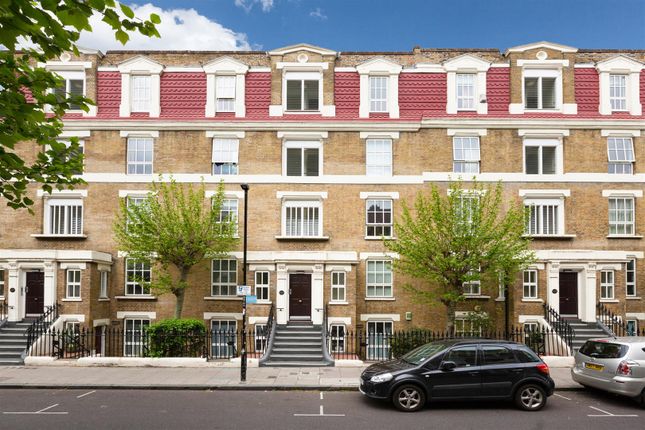 Flat to rent in Wilmot Street, London