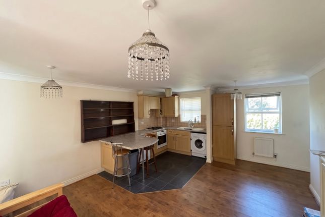 19, Arklay Close, Uxbridge photo 4