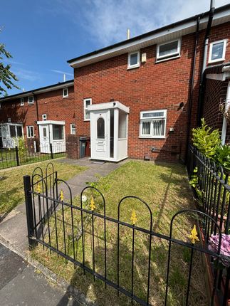 33 Northmoor Road, Manchester photo 2
