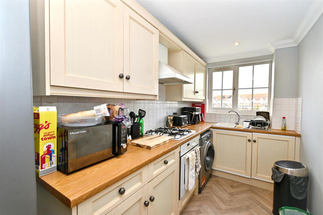 101B, Long Beach View, Eastbourne photo 4