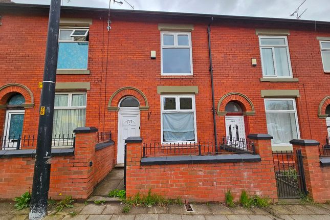 Terraced house to rent in Ashton Road, Oldham