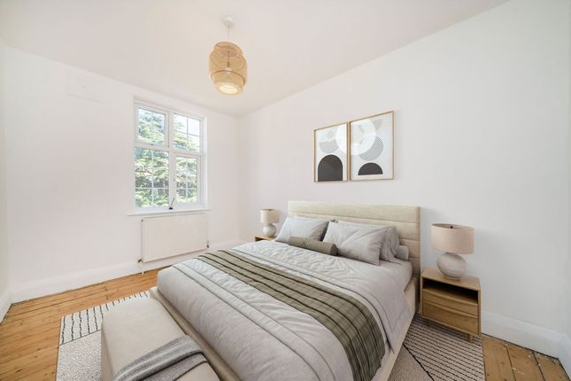 Flat 102, Norbiton Hall, Birkenhead Avenue, Kingston Upon Thames photo 4
