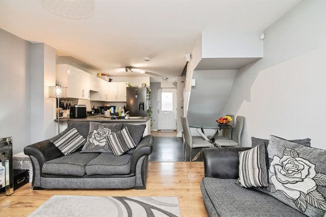 7, Deer Park Drive, Birmingham photo 2