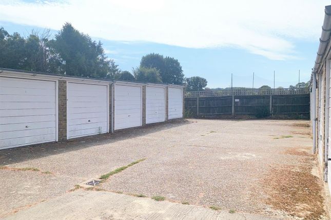 Garage 6, The Paddocks, Great Bookham photo 4