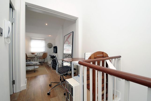 Flat to rent in Charlwood Street, Pimlico