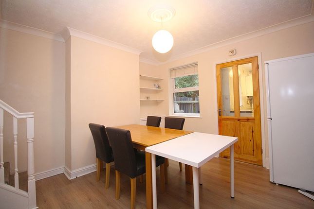 Town house to rent in Hastings Street, Loughborough