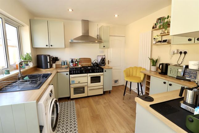 13, Chapel Fields, Holme-On-Spalding-Moor photo 2