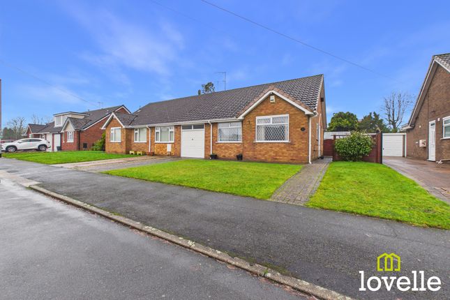 2-bed bungalow on 25, Hornbeam Drive, Cottingham, £257,000