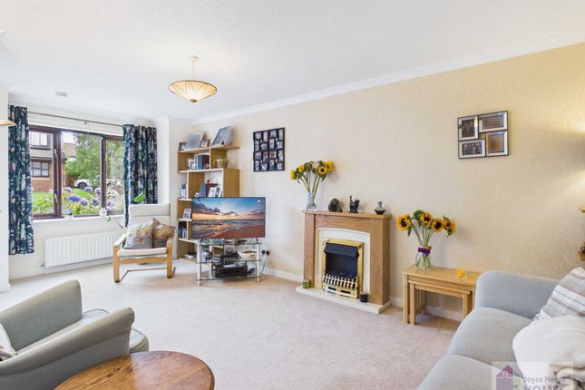 8, Kilpatrick Drive, Lindsayfield, East Kilbride photo 2