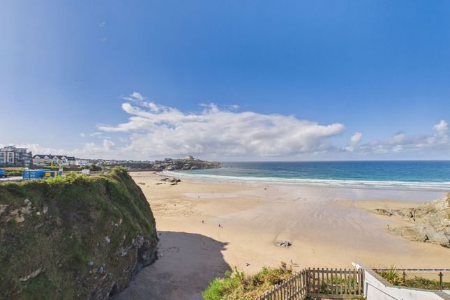 First Floor Flat, 12A Cliff Road, Newquay photo 2