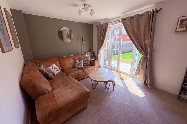 53, Kirk Road, Branston photo 3