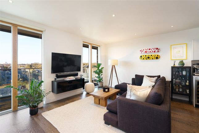 2-bed flat on 17,, Alderside Apartments, Queens Park Place, £900,000