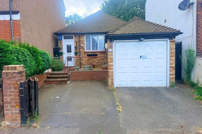 3-bed house on 53 Woodlands Road, Gillingham, Kent, £300,000