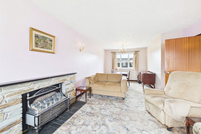 17, Trehannick Close, Bodmin photo 3