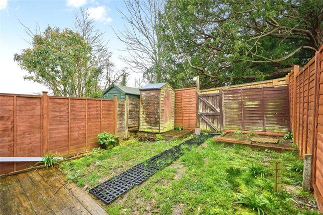 4, Ashey Close, Isle of Wight photo 2