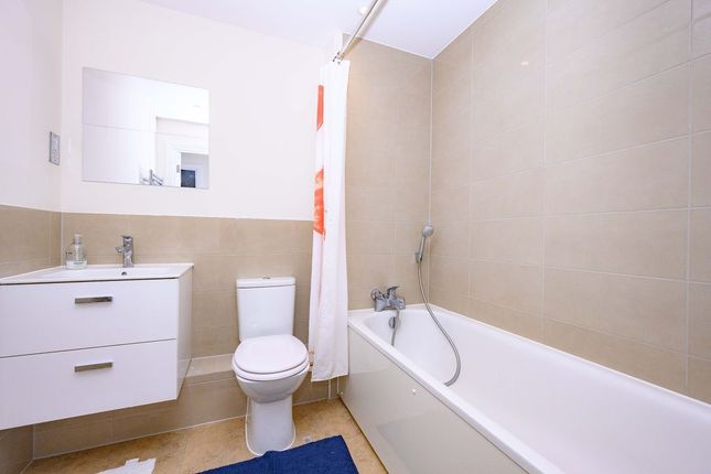 Flat 16, Brooklyn House, Bessemer Road, Welwyn Garden City photo 4