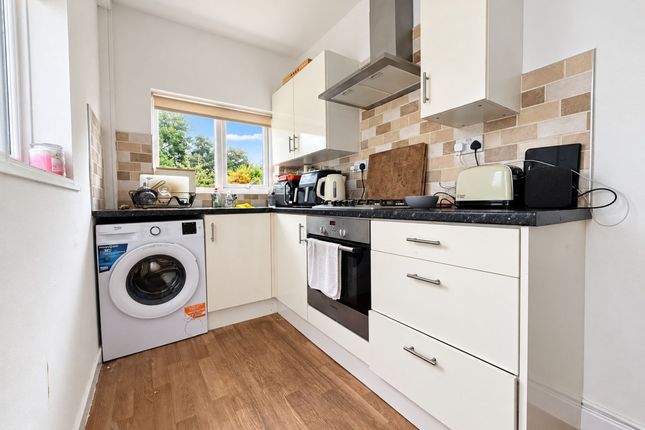 140 Pensby Road, Wirral photo 3