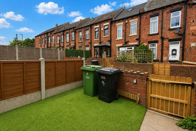 6, Bangor Terrace, West Yorkshire photo 3