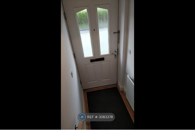 Bowes Road, Staines-Upon-Thames photo 4