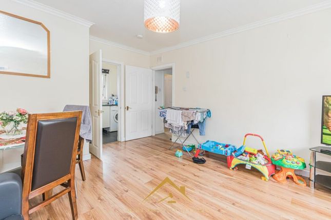 Flat for sale in 87 Tantallon Road, Glasgow